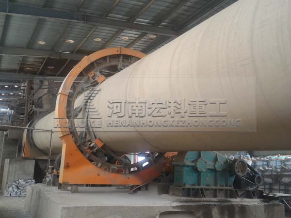 關于回轉窯設備的高效生產，操作工被賦予了什么職責